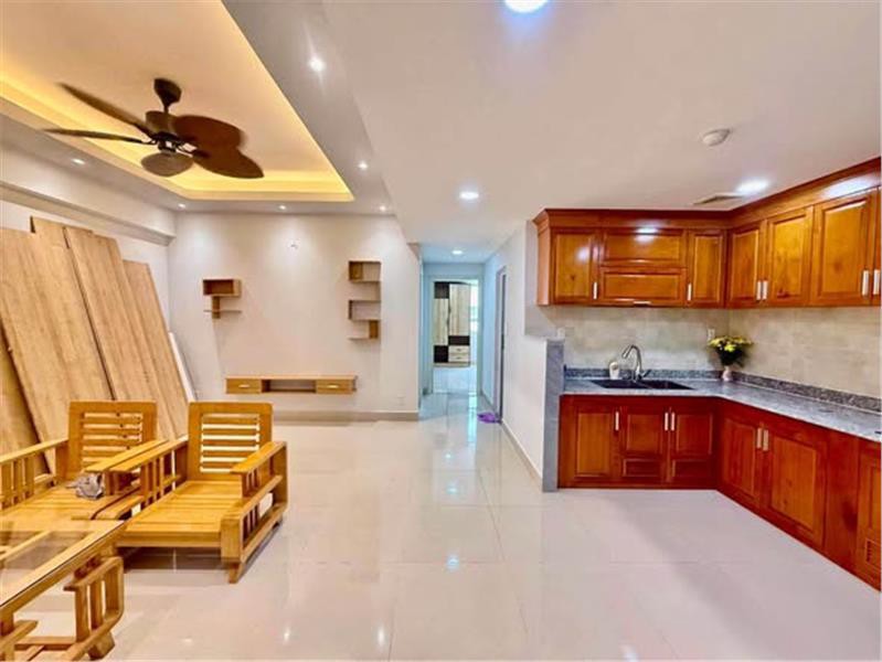 Chung Cư 1050 Phan Chu Trinh – Căn Đẹp, Có Thang Máy, Ở Ngay!