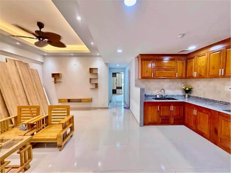 Chung Cư 1050 Phan Chu Trinh – Căn Đẹp, Có Thang Máy, Ở Ngay!