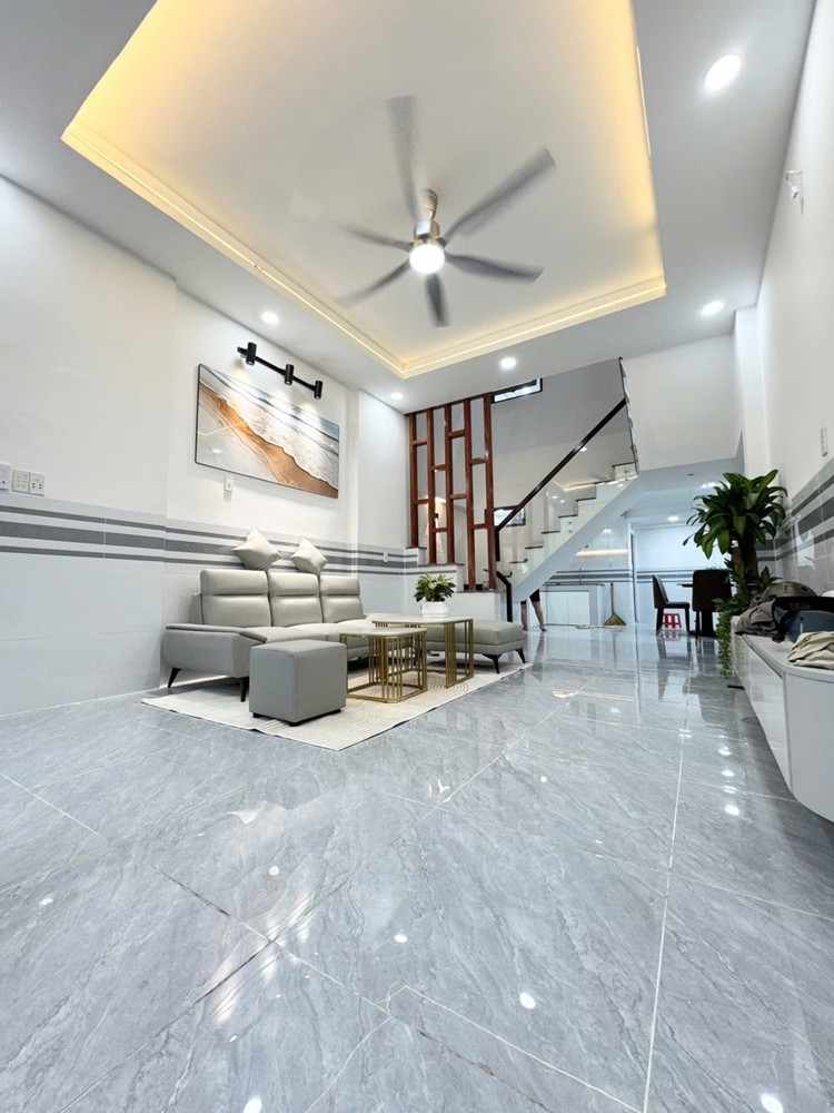 Nhà 3 Tầng Kiên Cố - 50M2 - 3 Phòng Ngủ - Gần Siêu Thị Aeon Mall - Giáp Tân Phú - Vài Bước Ra Bình