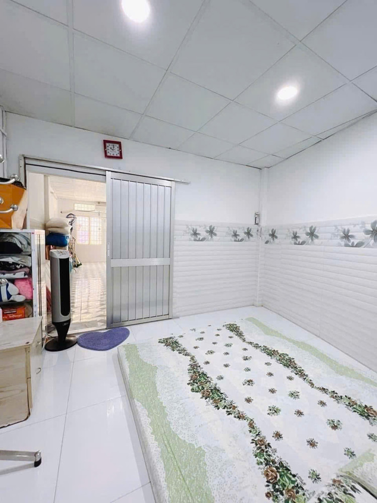 Bán Nhà Hẻm Tân Vĩnh Q4 Ngang 4 Dài 13.5 M Có 4Đ