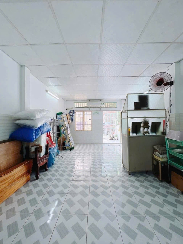 Bán Nhà Hẻm Tân Vĩnh Q4 Ngang 4 Dài 13.5 M Có 4Đ