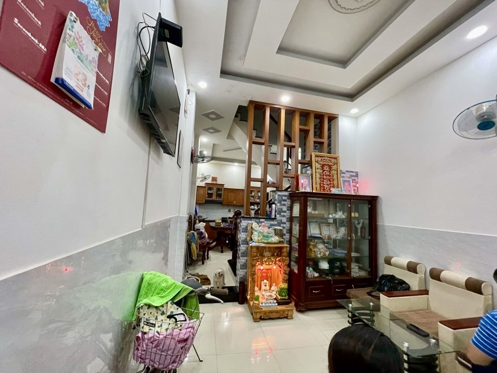 Bán Nhà Phạm Thế Hiển Quận 8 - 4 Tầng - 4 Pn - Nhỉnh 4 Tỷ - Lh 0784068131