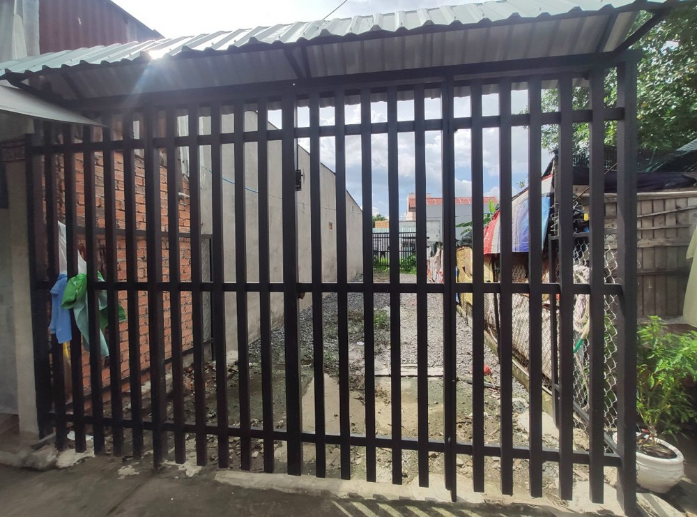 Cần Bán 79M2 4X20 Đất Thô Cư 2 Mặt Tiền Hẻm Ba Gác