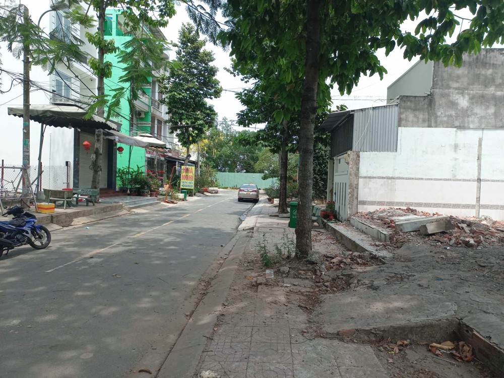 Cần Bán 80M2 Đất Thổ Cư Đường Nhựa Khu Vip Tân Túc