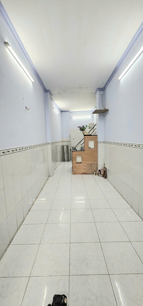 Bán Nhà Rẻ Đẹp Có 2 Tỷ Q4 Hẻm 4M