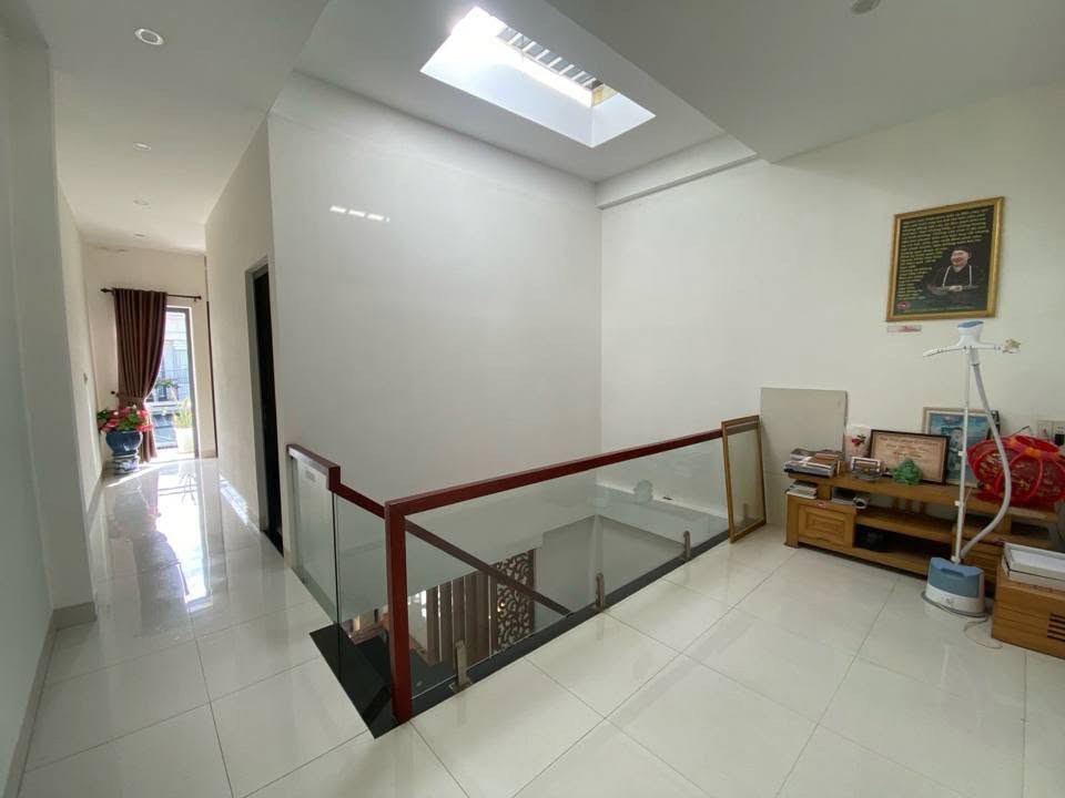 Không Phải Căn Mặt Tiền Nào Cũng Đáng Mua!nhưng Căn Này Có Vài Điểm Khá Đáng Chú Ý
