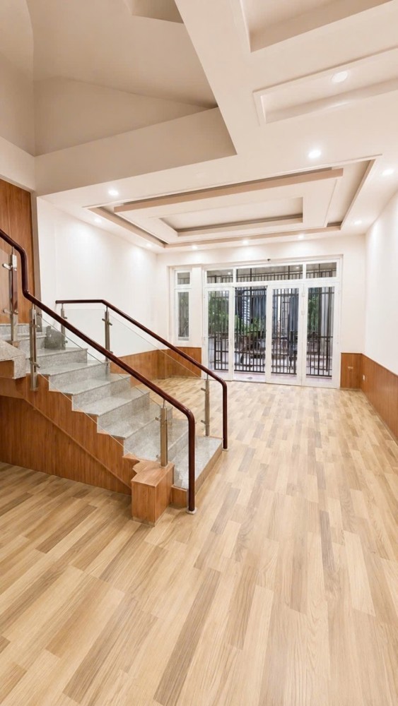 Bán Nhà 3 Tầng Đường Cây Keo, Tam Bình, Thủ Đức, Tp Hcm. Dt 62M2, Sổ Hồng Riêng, Giá 5,48 Tỷ