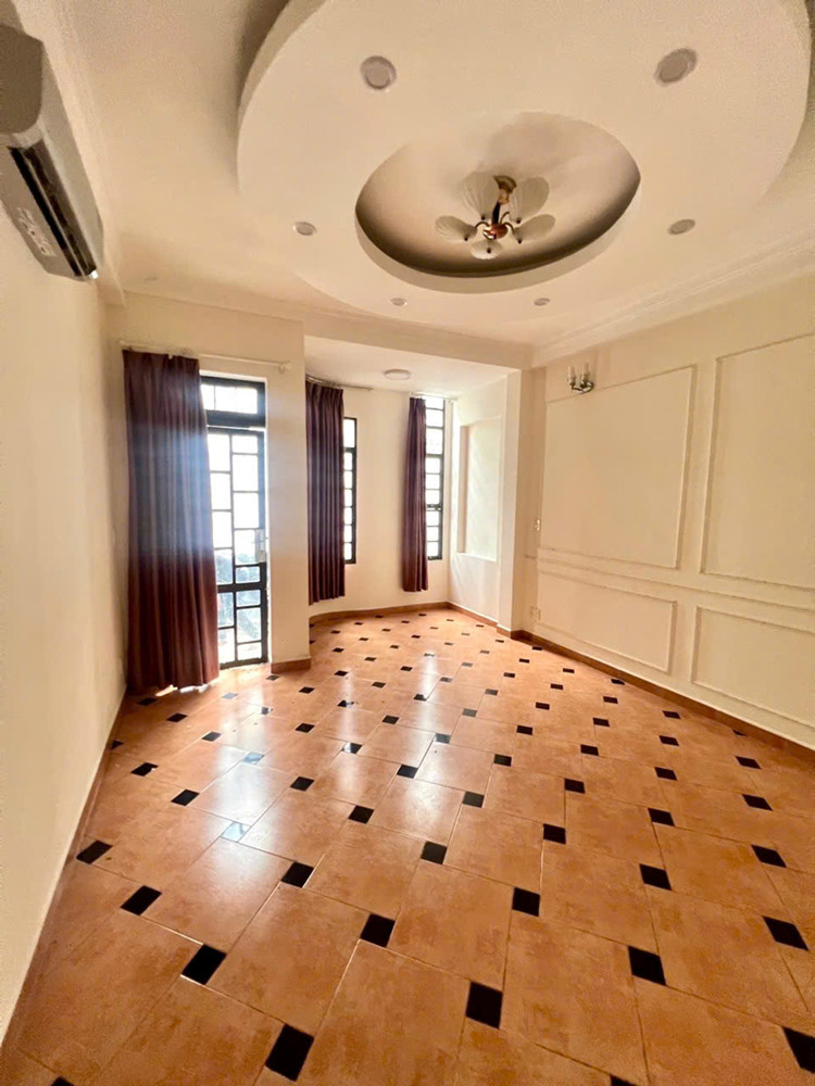 Quận 3: Chính Chủ 0938676685 Bán Nhà 5 Tầng Mặt Tiền Bần Cờ, P.bàn Cờ- Dt Đẹp 4,1M*16m Vuông Đẹp