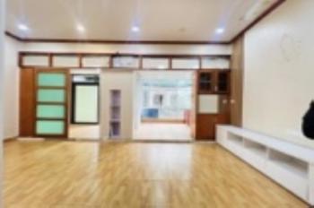 Bán Nhà 2Tỷ45 Tập Thể Đhktqd Khu Nhà Mới Sát Phố 50M2