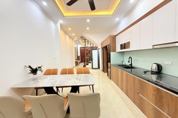 Bán nhà phố Vũ Hữu - 4 tầng, 2 mặt thoáng, gần tiện ích