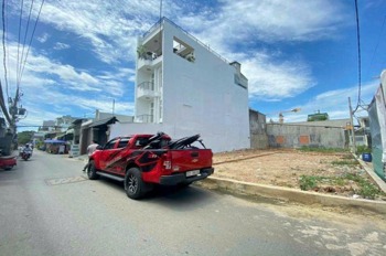 Bán Đất Thủ Đức - 62m2, Sổ Hồng Riêng, Giá 5.2 Tỷ - Vị Trí Đắc Địa