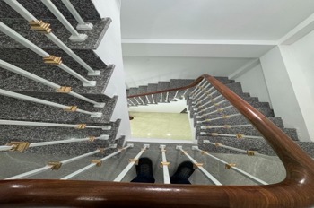 Nhà Đẹp Thụy Khuê - Tây Hồ: 7.4 Tỷ - 3PN, 4WC, Kinh Doanh Tốt
