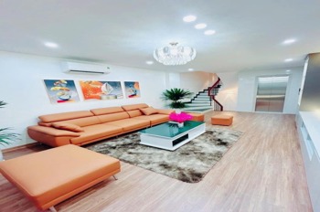 Bán nhà 8 tỷ 7 gần Hồ Ba Mẫu: 6 tầng, thang máy, 38m2, vị trí đẹp