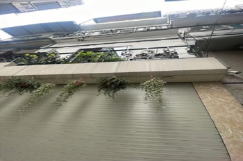 Hàng hiếm 4 tầng 42m2 Nam Từ Liêm: Giá 5.85 tỷ - Sát phố, thoáng đãng