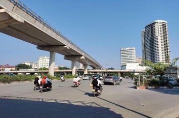Bán nhà khu Hồ Tùng Mậu - Bắc Từ Liêm - 4 Tầng Kinh Doanh - Giá Chỉ 12 Tỷ