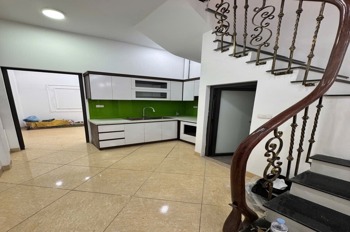 Bán nhà 43m2 Nguyễn Đức Cảnh 6 tỷ 6 - Gần Ô Tô, 5 Phòng Ngủ
