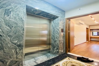 Nhà Phố Cực Hot Ngã Tư Sở - 40m2, 6 Tầng, Mặt Tiền 5.1m - Lô Góc, Kinh Doanh