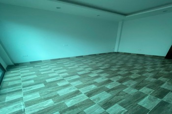 Bán Gấp Nhà 5 Tầng, Đỗ Ô Tô, Gần Ngã Tư Vạn Phúc - Giá Tốt