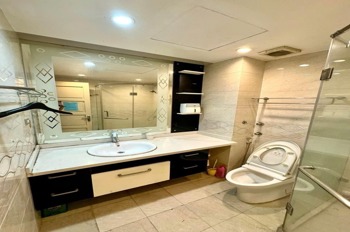 Bán nhà phố Cầu Giấy - 9 tỷ - Có thang máy - Ngõ rộng - Pháp lý chuẩn