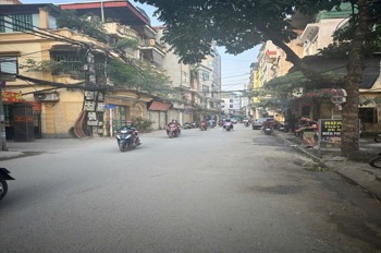 Nhà đẹp An Dương, 6 tầng thang máy, ô tô đỗ cửa - Giá 12 tỷ