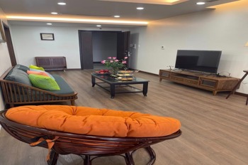 Bán Căn Hộ Discovery Central 2PN, 10.5 tỷ - Vị Trí Vàng Trần Phú