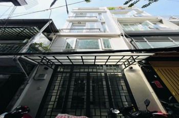 Bán nhà Quận 3, Nguyễn Đình Chiểu, 50m2, 8 tỷ - Pháp lý chuẩn, Vị trí đẹp
