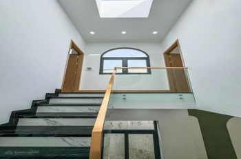 Bán Gấp Nhà Phố 2 Tầng Bình Chánh - Vị Trí Đắc Địa - Giá 1T5