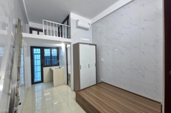 Cầu Diễn - 5 Tầng Thang Máy - Phòng Rộng - Full Đồ - Vị Trí Vàng