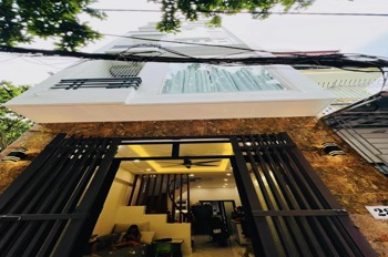 Bán nhà ngõ 1 Nguyễn Thị Định - 45m² - 5 phòng ngủ - 8 tỷ - Vị trí đẹp, thoáng
