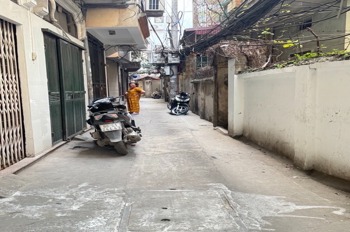 Bán nhà Đống Đa 59m2, Mặt tiền 5.1m, Giá 7.5 tỷ - Vị trí Đắc Địa