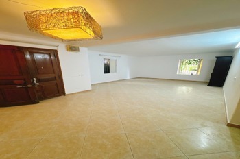 Bán Căn Hộ Tập Thể Hoàng Ngọc Phách, Đống Đa - 90m2, 3PN, Ô Tô Dừng Đỗ