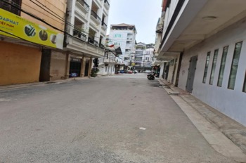 Bán nhà Hà Đông: 60m2, 2 Tầng, Giá Đầu Tư, Ô Tô Đỗ Cửa