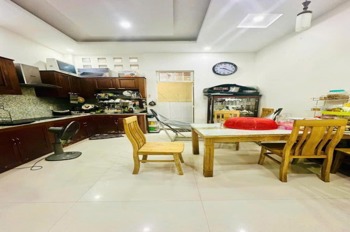 Xe Hơi Ngủ Nhà: Mua Nhà 40m2, 3 Tầng, Giá Tốt Quận Bình Thạnh