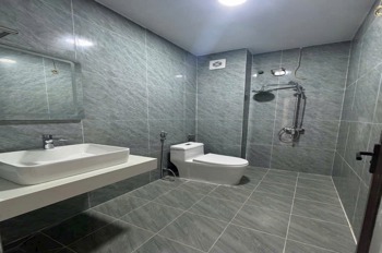 Nhà 5 Tầng Full Nội Thất, Ngõ Thông Thoáng, Sổ Nở Hậu - Giá 4.5 Tỷ
