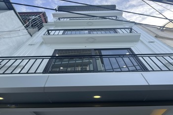 Nhà phố 5 tầng Hà Đông - Giá 5.3 tỷ - Vị trí đẹp - Ô tô đỗ cửa