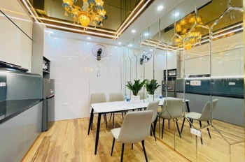 Bán Nhà Cầu Giấy 3 Mặt Thoáng, Luxury, Nội Thất Cao Cấp - Giá 7.85 tỷ