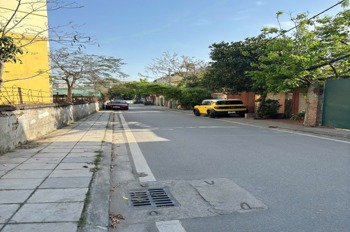 Bán Biệt Thự Vườn Phân Lô Tư Đình Long Biên - 210m2, 4 Tầng, View Xanh