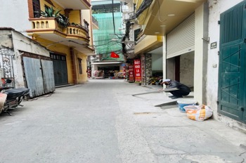 Nhà Hoàng Mai 36m2, 5 Tầng, Thang Máy, Gần Feliz Homes - Giá Tốt