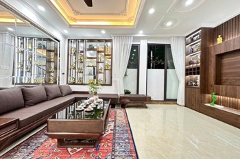 Nhà Cầu Giấy 6 Tầng, Full Nội Thất, 8.5 Tỷ