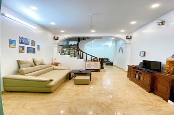 Bán Gấp Nhà Nguyễn Phúc Lai 46m² - 12.6 Tỷ - Vị Trí Đắc Địa