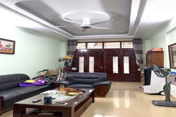 Bán Nhà Phố Hoàng Ngân - 44m2, 5 Tầng, View Hồ, Ô Tô Đỗ Cửa - Giá 14.3 Tỷ