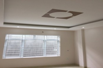 Bán Nhà Vạn Phúc Giá Tốt: 33m2, 5 Tầng, Sân Rộng, Ô Tô Đỗ Cận