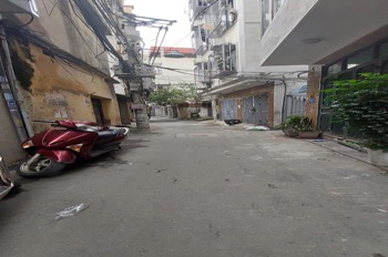 Bán Nhà Trần Phú - Văn Quán, 40m2, 4 Tầng, Giá 7.3 Tỷ - Vị Trí Đắc Địa