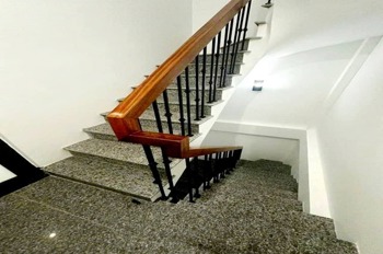 Bán nhà phố Ba Đình - 32m2, 5 tầng, 5m mặt tiền - Giá 6.2 tỷ