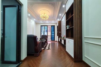 Bán Nhà Đội Cấn 45m² - Mặt Tiền 4.2m - 4 Tầng - 7.2 Tỷ - Phong Cách Hiện Đại