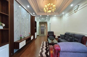 Bán nhà Đội Cấn 42m² - 6.5 tỷ - Vị trí đẹp - Sổ đỏ chính chủ