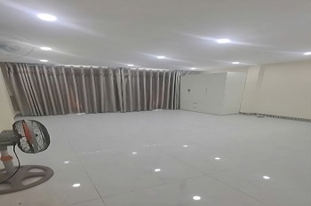 Bán Nhà Vị Trí Đắc Địa Quận 7: 2 Mặt Tiền, Gần Trung Tâm Hành Chính
