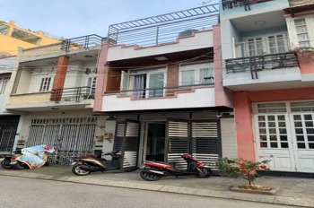 Bán nhà Quận 8, 2 tầng, hẻm 8m, giá 4.65 tỷ - Vị trí đắc địa, tiện nghi