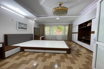 Nhà Phố Góc, 5 Tầng, Ngõ Rộng Nguyễn Thị Định - Kinh Doanh Sầm Uất