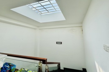 Nhà 5 Tầng Phan Đăng Lưu - Vị Trí Đắc Địa, Kinh Doanh Sầm Uất - 9.3 Tỷ TL